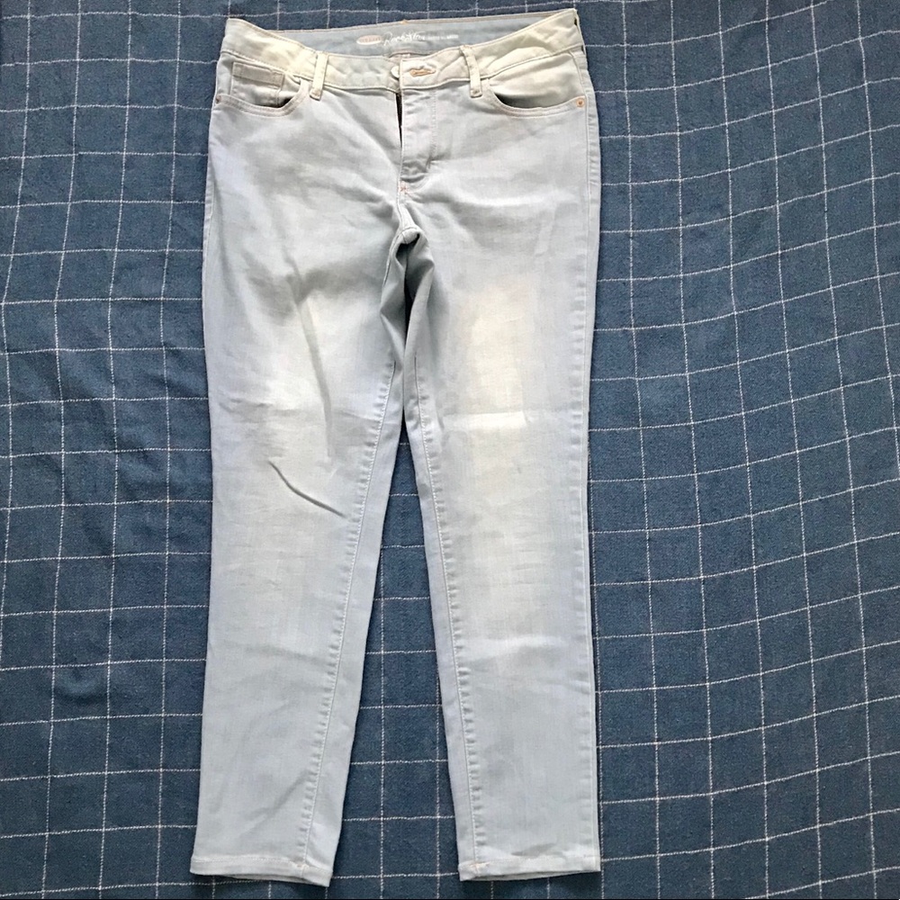 Skinny jeans